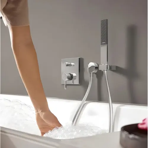 Hansgrohe Finoris mešač sa prebacivačem HROM 76415000