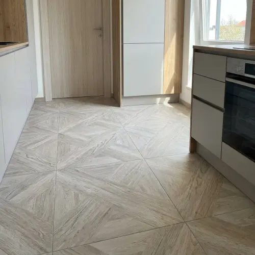 INTARSIO Bianco RETTIFICATO 61X61