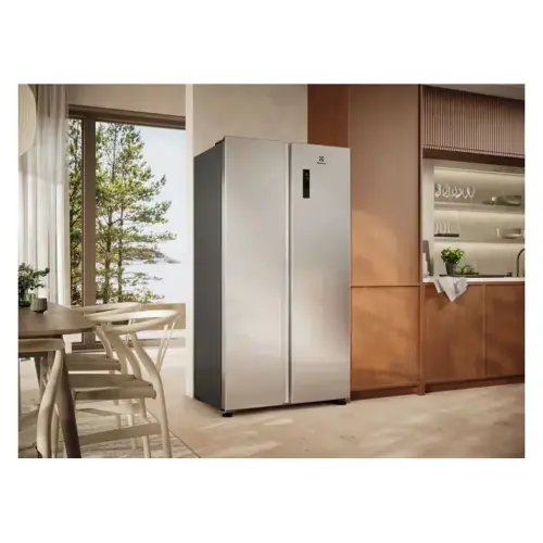 Electrolux frižider EAT6ME53U0
