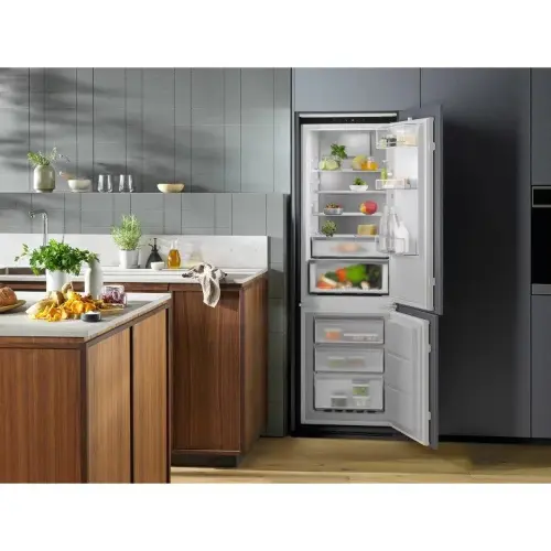 Electrolux frižider ENC8MC19S