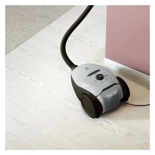 Electrolux usisivač PD82-4MG